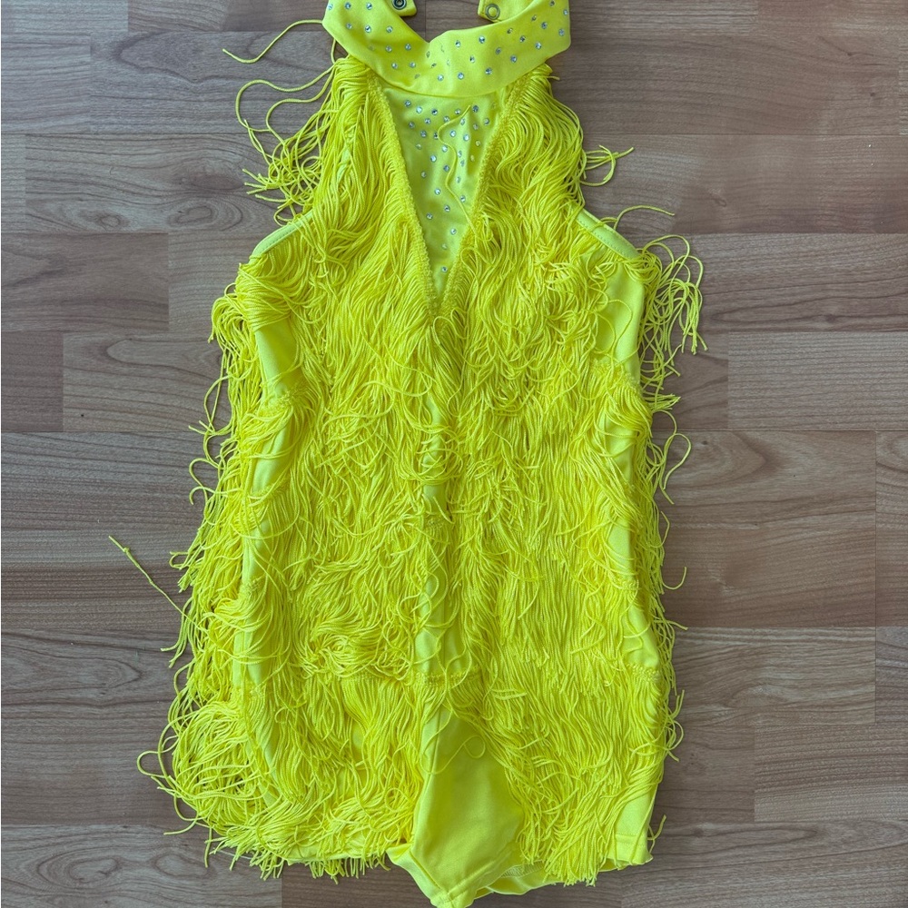 Weissman Showtime Kids Fringe Costume in Vibrant Yellow - Picture 2 of 3